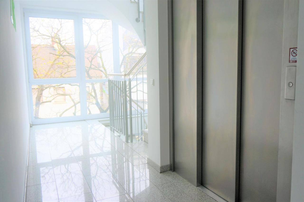 Mein Apartment, Stars Mit Balkon Und Klima Fuer Bis Zu 4 Personen Frankenthal  Εξωτερικό φωτογραφία